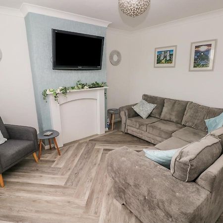 Vila Cwtch Ar Y Mor Burry Port Exteriér fotografie