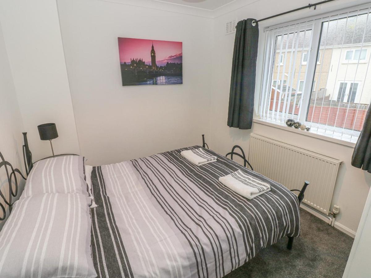 Vila Cwtch Ar Y Mor Burry Port Exteriér fotografie