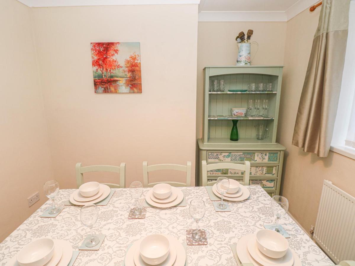 Vila Cwtch Ar Y Mor Burry Port Exteriér fotografie