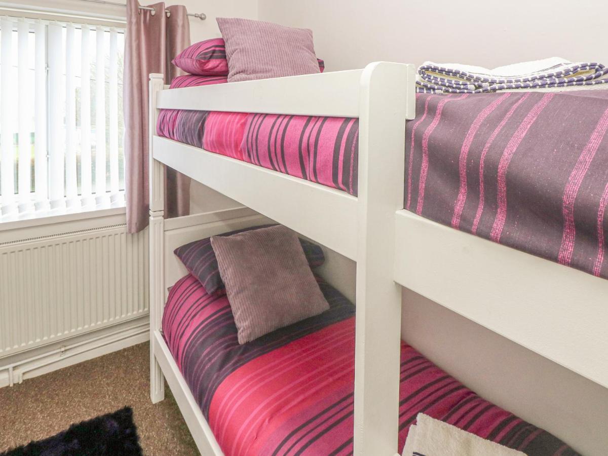Vila Cwtch Ar Y Mor Burry Port Exteriér fotografie